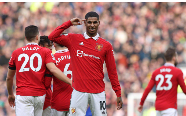 更是一位充 更是一位充